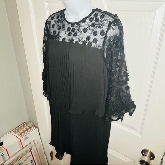 Modcloth Forever Unique Dauntless Dahlias Tiered Mini Dress Pleated Black 8 NWT - Picture 6 of 11